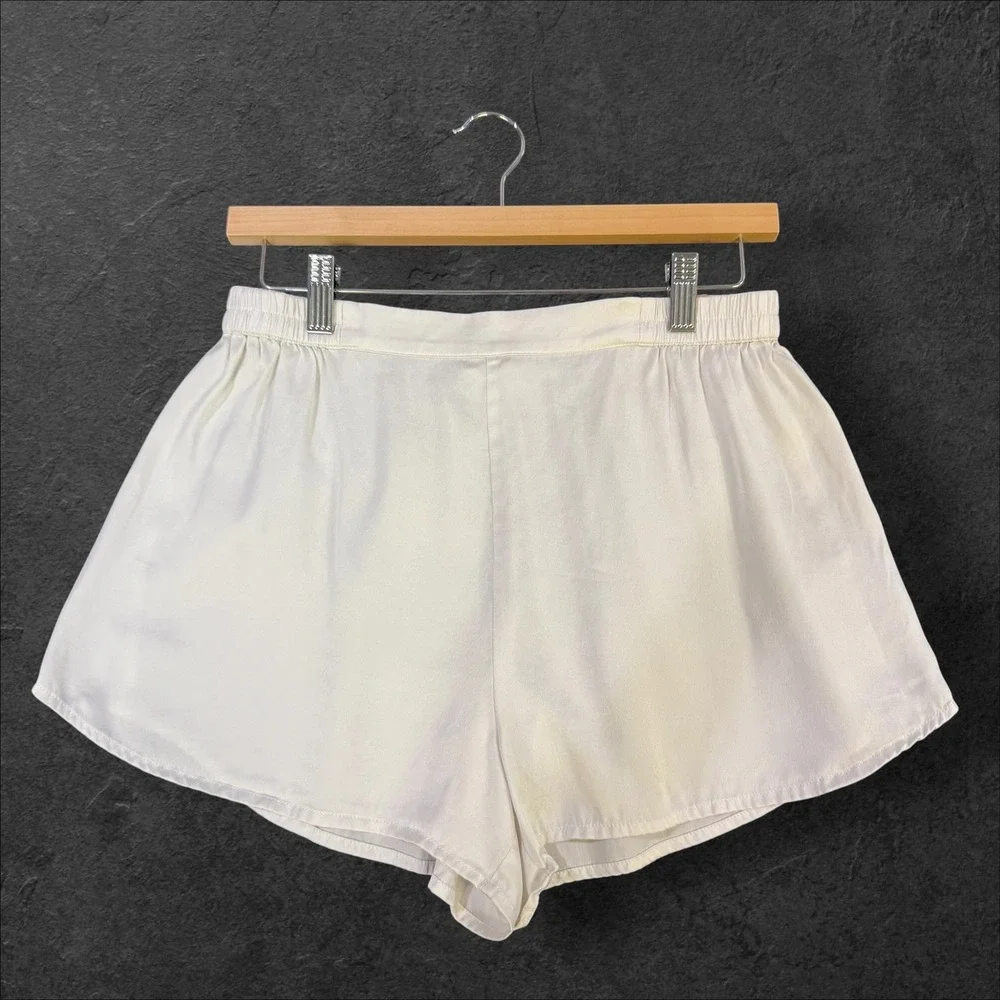 Lunya Washable Silk Sleep Shorts White Womens Size Medium Relaxed Loungewear